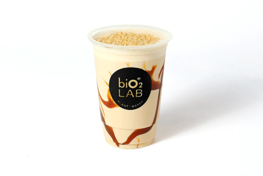 Shake de baunilha com 34 g de proteína vegetal, uma forma fácil, nutritiva e gostosa de inserir mais proteínas no seu dia.